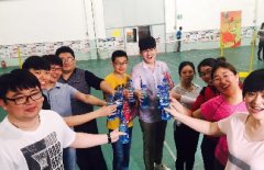 酣畅淋漓的羽毛球比赛及4月销售大会
